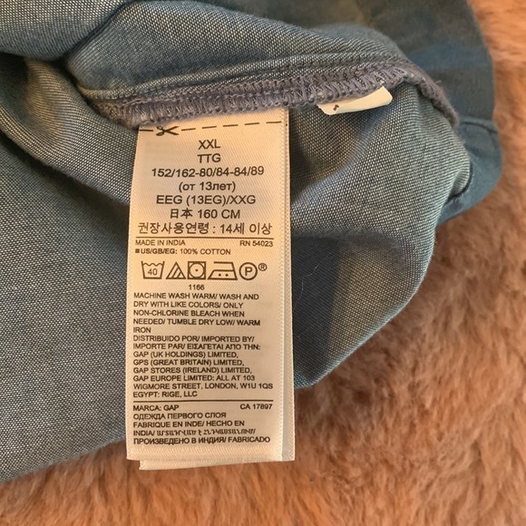 Gap Kids Size XXL Denim Jean Top in EUC - Picture 5 of 5